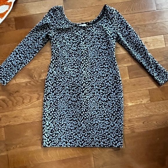 🔴$5 DEAL🔴 JESSICA Simpson pullover animal print maternity dress - Picture 7 of 7